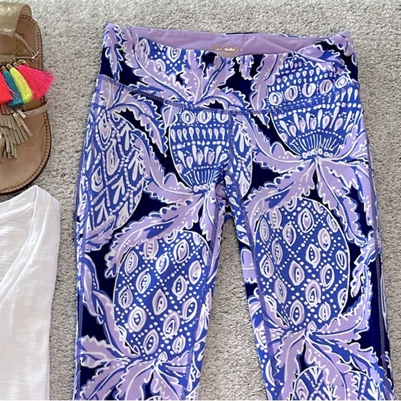 Lilly Pulitzer Athletic Leggings - Picture 2 of 5